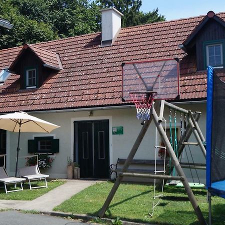 Villa Ferienhaus Schönmaier Gnas Exterior foto
